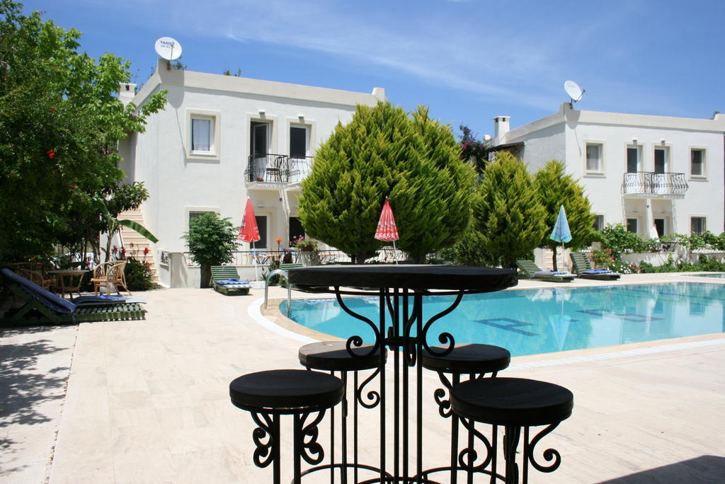 Paradise Garden Gumusluk Evleri Aparthotel Exterior foto