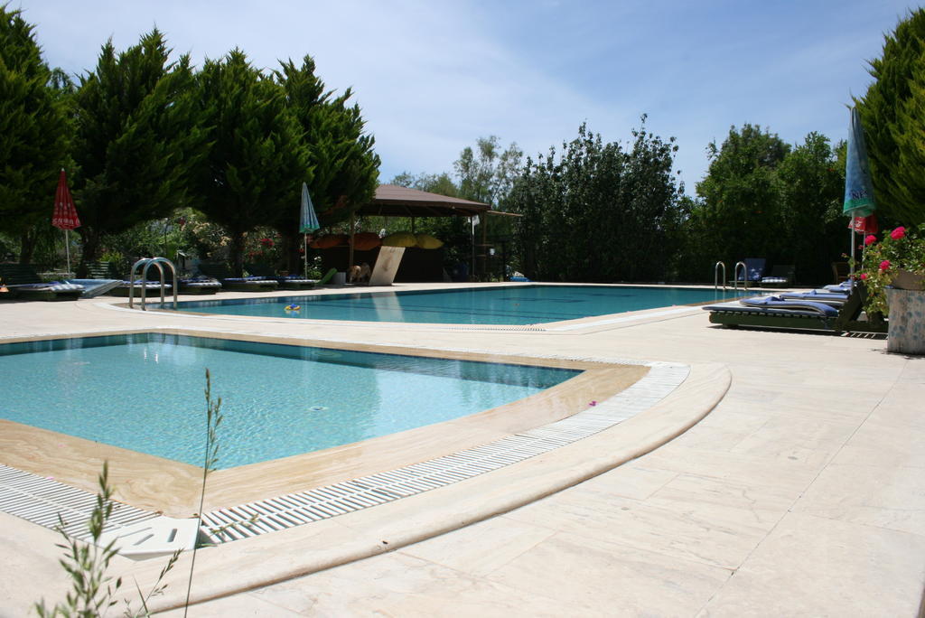 Paradise Garden Gumusluk Evleri Aparthotel Exterior foto
